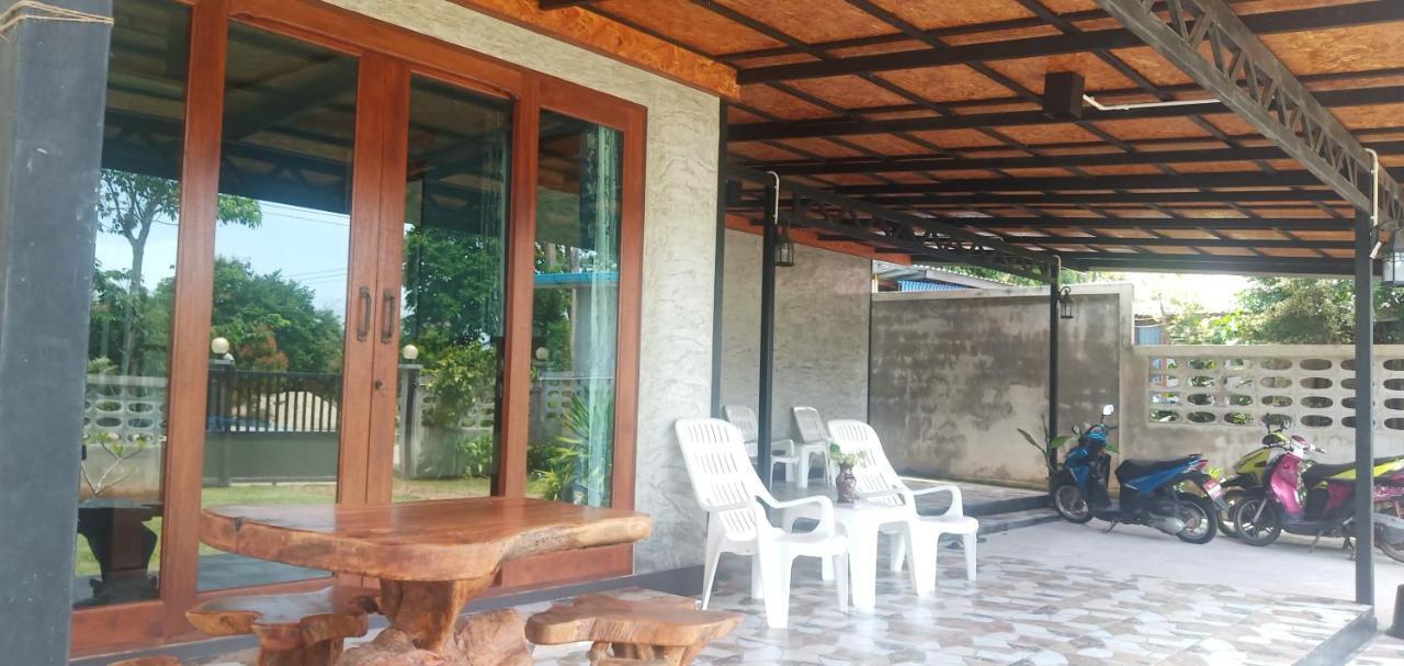 Kohjum Freedom Resort ジュム島 エクステリア 写真