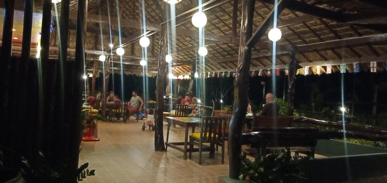 Kohjum Freedom Resort ジュム島 エクステリア 写真