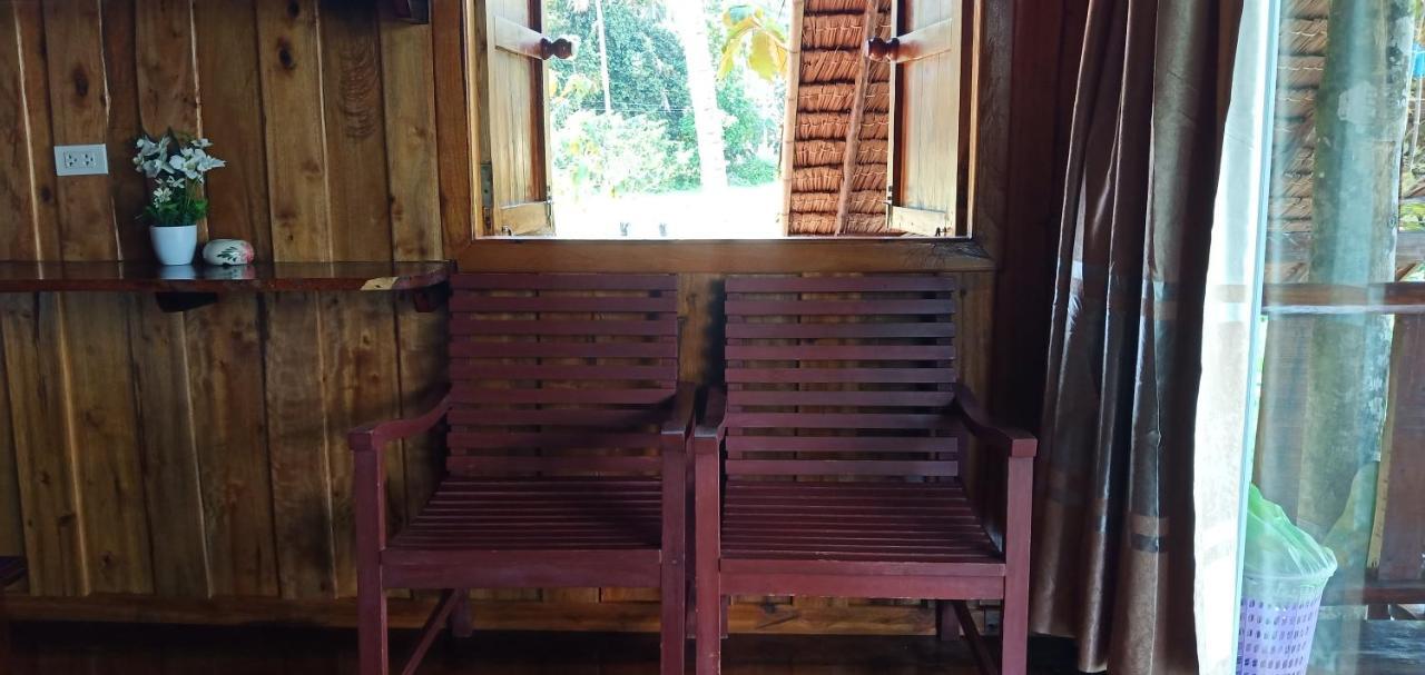 Kohjum Freedom Resort ジュム島 エクステリア 写真