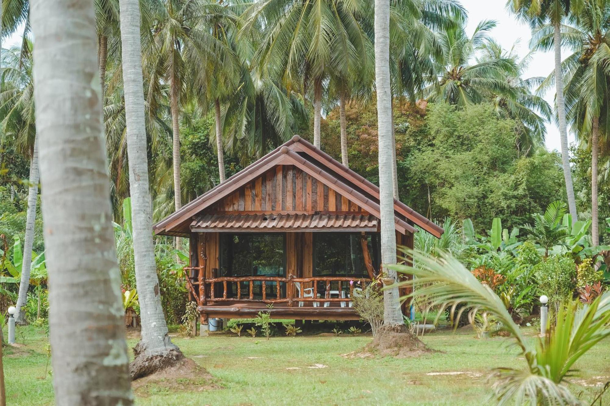 Kohjum Freedom Resort ジュム島 部屋 写真