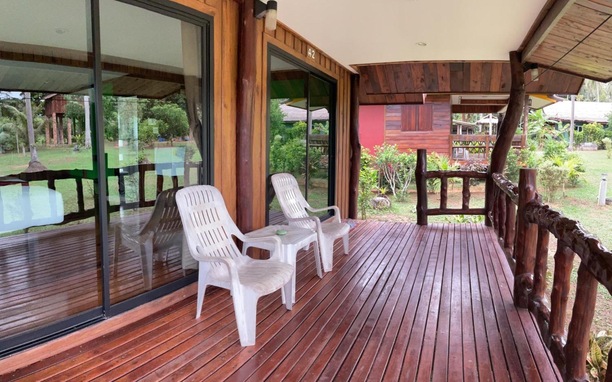 Kohjum Freedom Resort ジュム島 エクステリア 写真