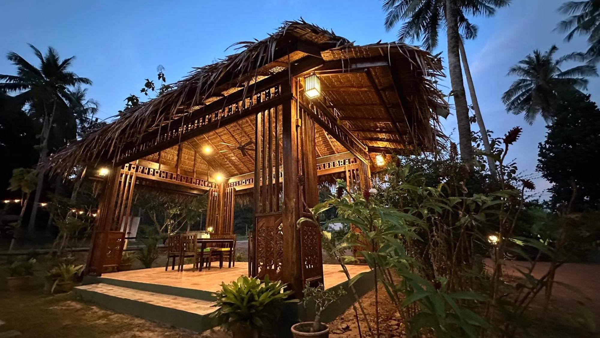 Kohjum Freedom Resort ジュム島 エクステリア 写真
